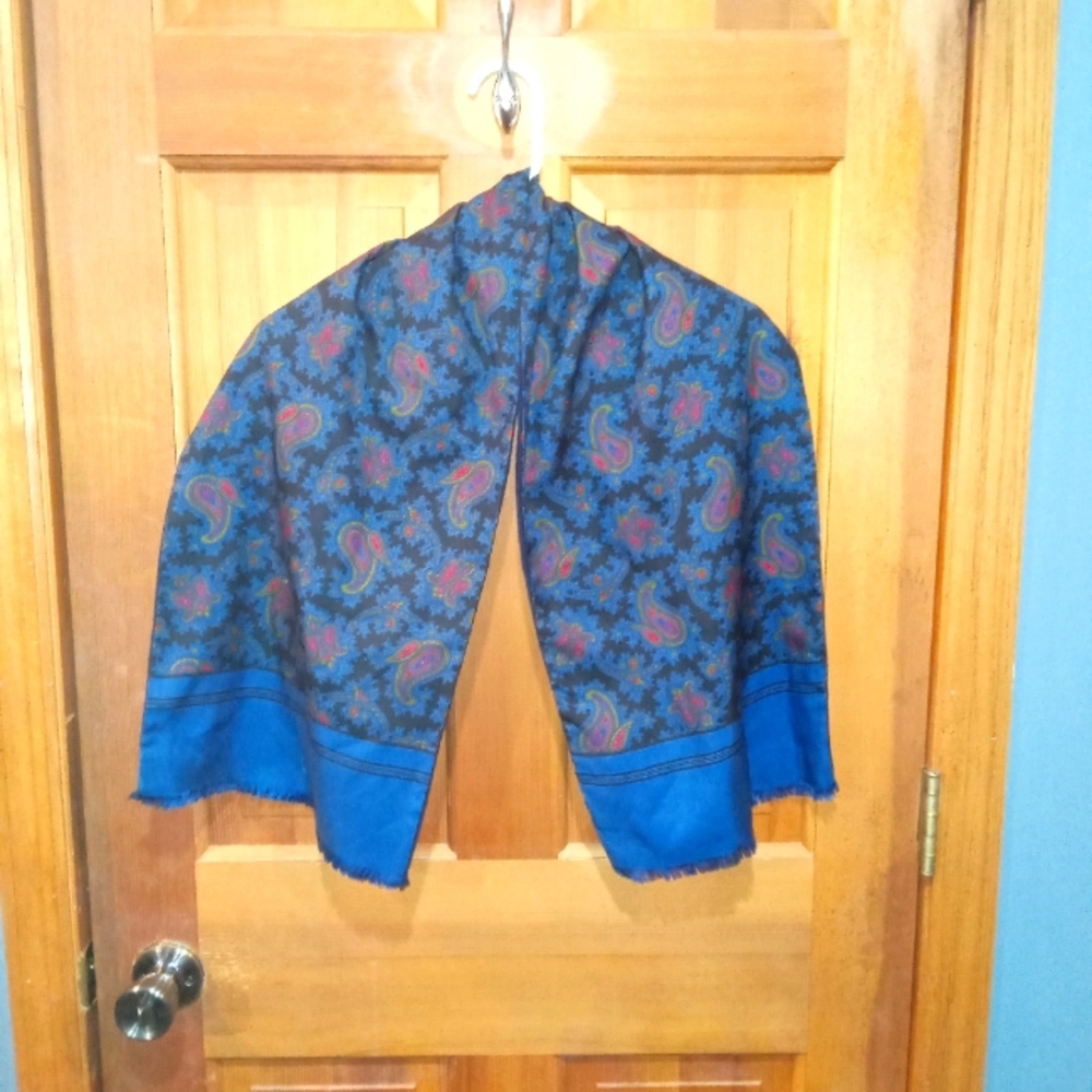 Ancient Madders 100% cashmere and silk blue paisley scarf.
